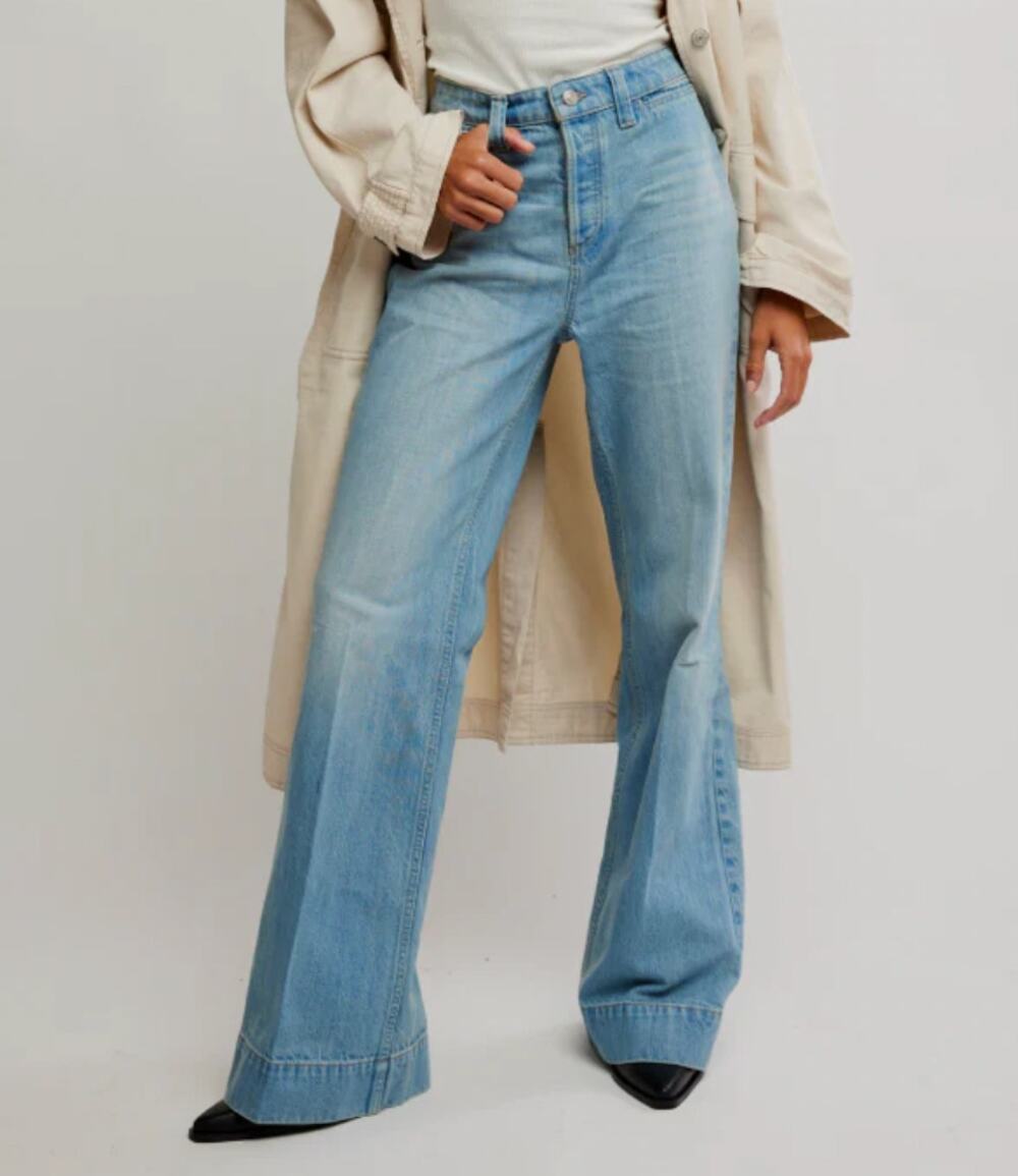 FREE PEOPLE Cerine Relaxed Bootcut Jeans NEW Size 27